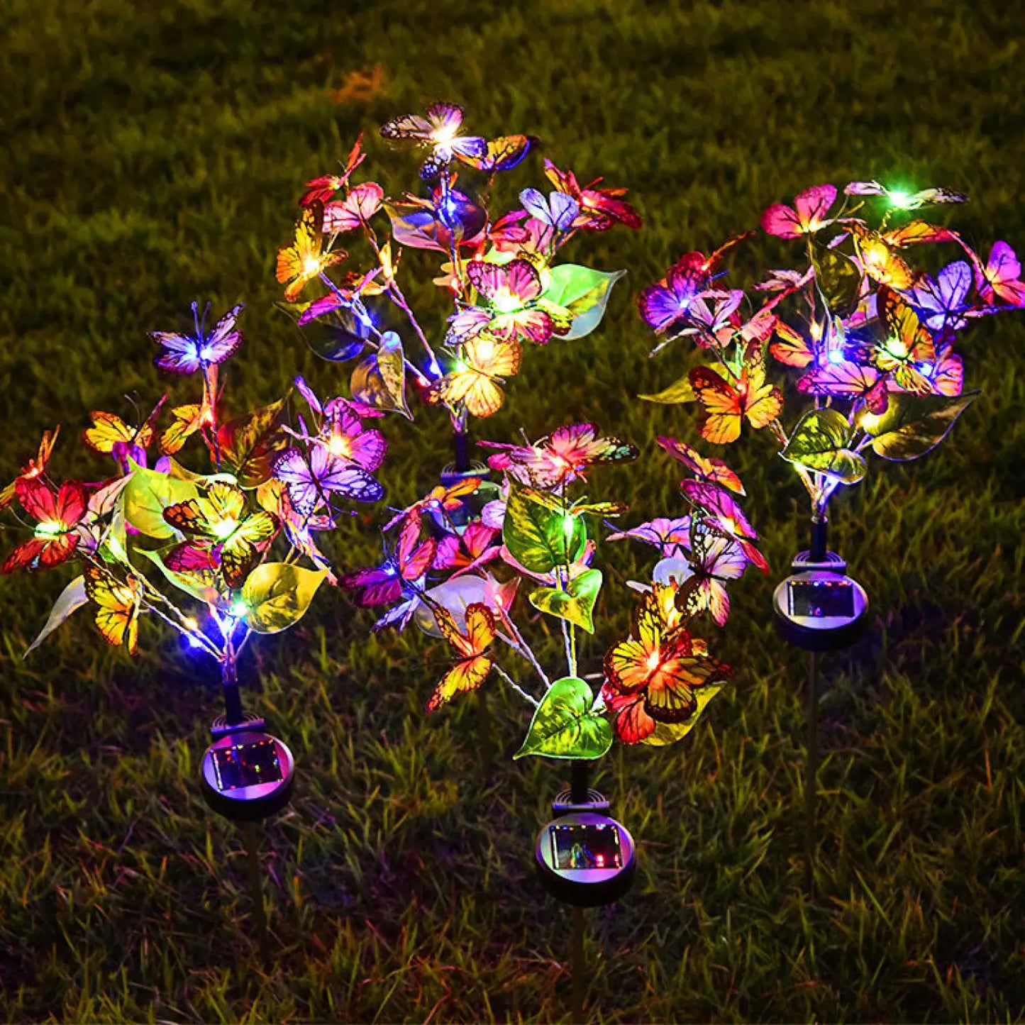 Solcells-LED-lampa för utomhus trädgård och innergård med fjärilsdesign
