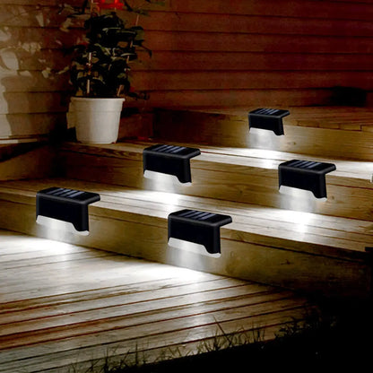 Solstegsljussats om 4 med varm LED och väderbeständig design