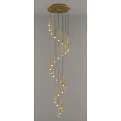 Stilfull och lång ljuskrona för trappa med sammansatt ringdesign
