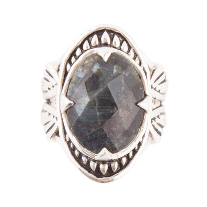 Anello Facettato in Labradorite Notte dei Dolci Sogni