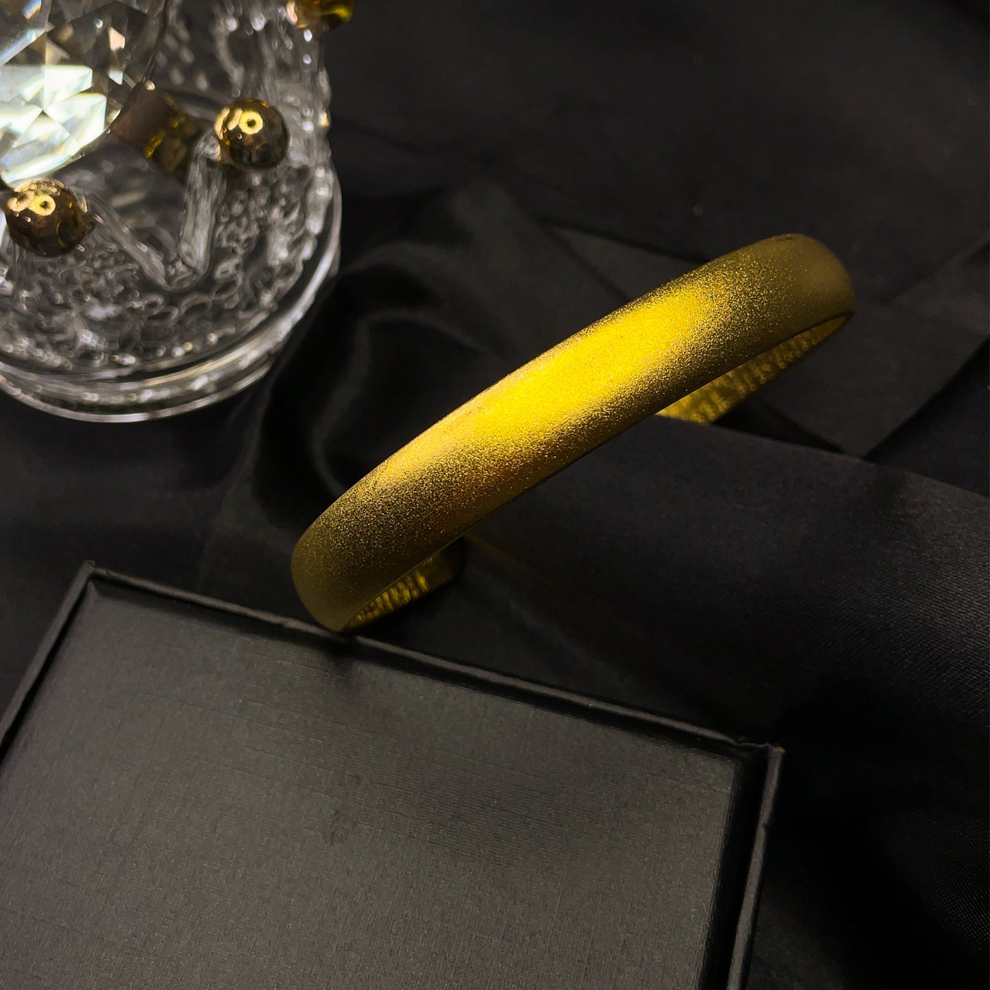 Bracciale opaco oro