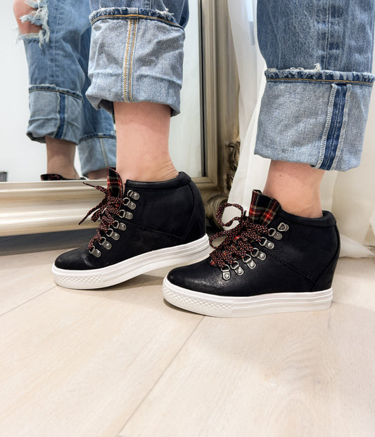 Sneakersy Tibi w kolorze czarnym