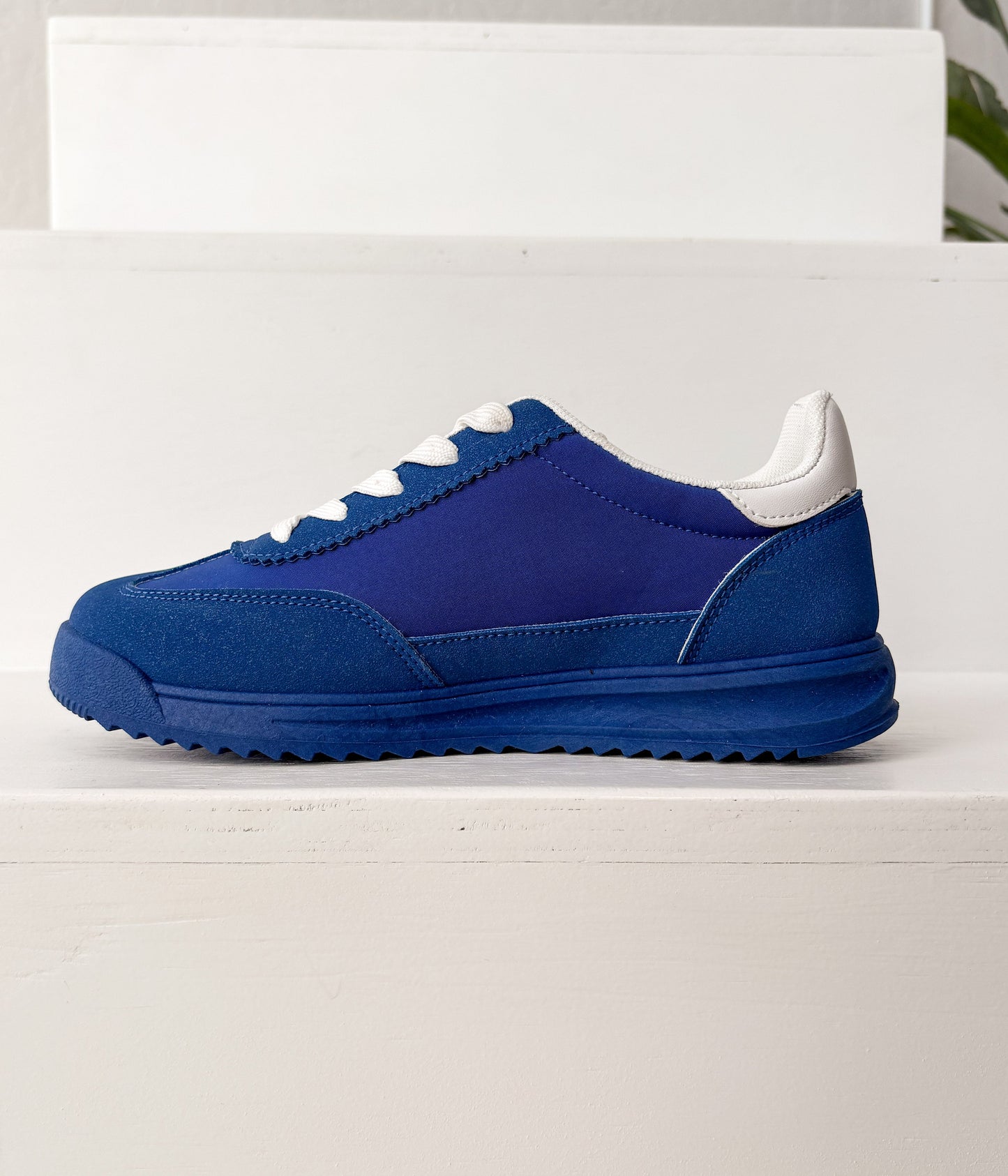 Tokyo Dual Stripe Sneakers in Blue