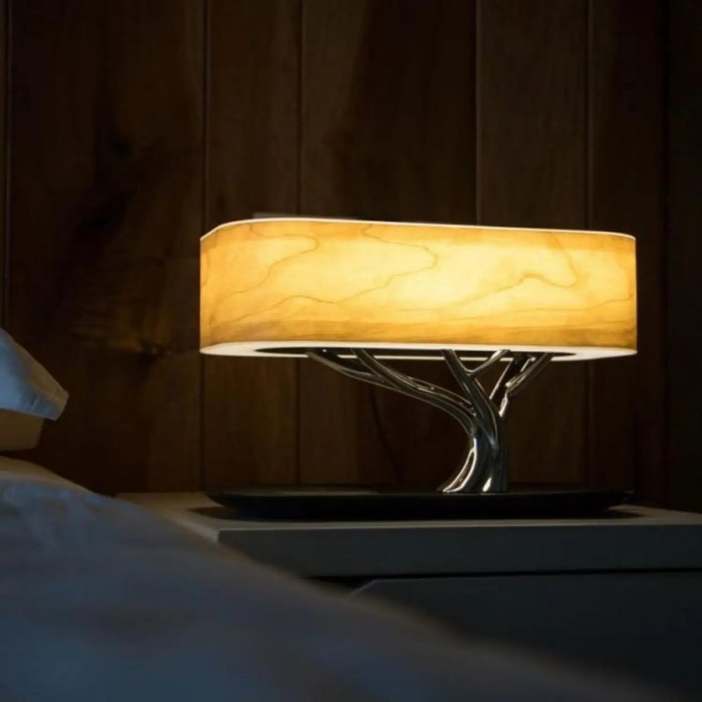 Träd bordslampa - Bluetooth-högtalare & trådlös laddare