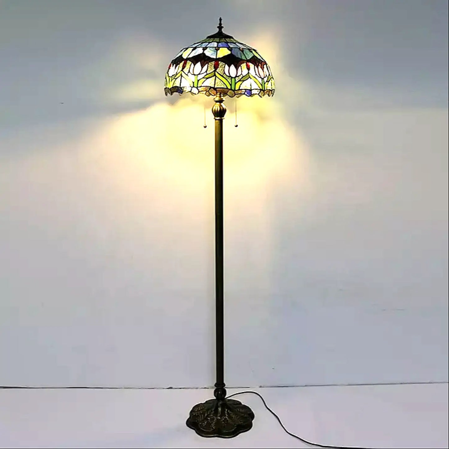 Tulip Tiffany-lampa i glasmosaik - Golvlampa