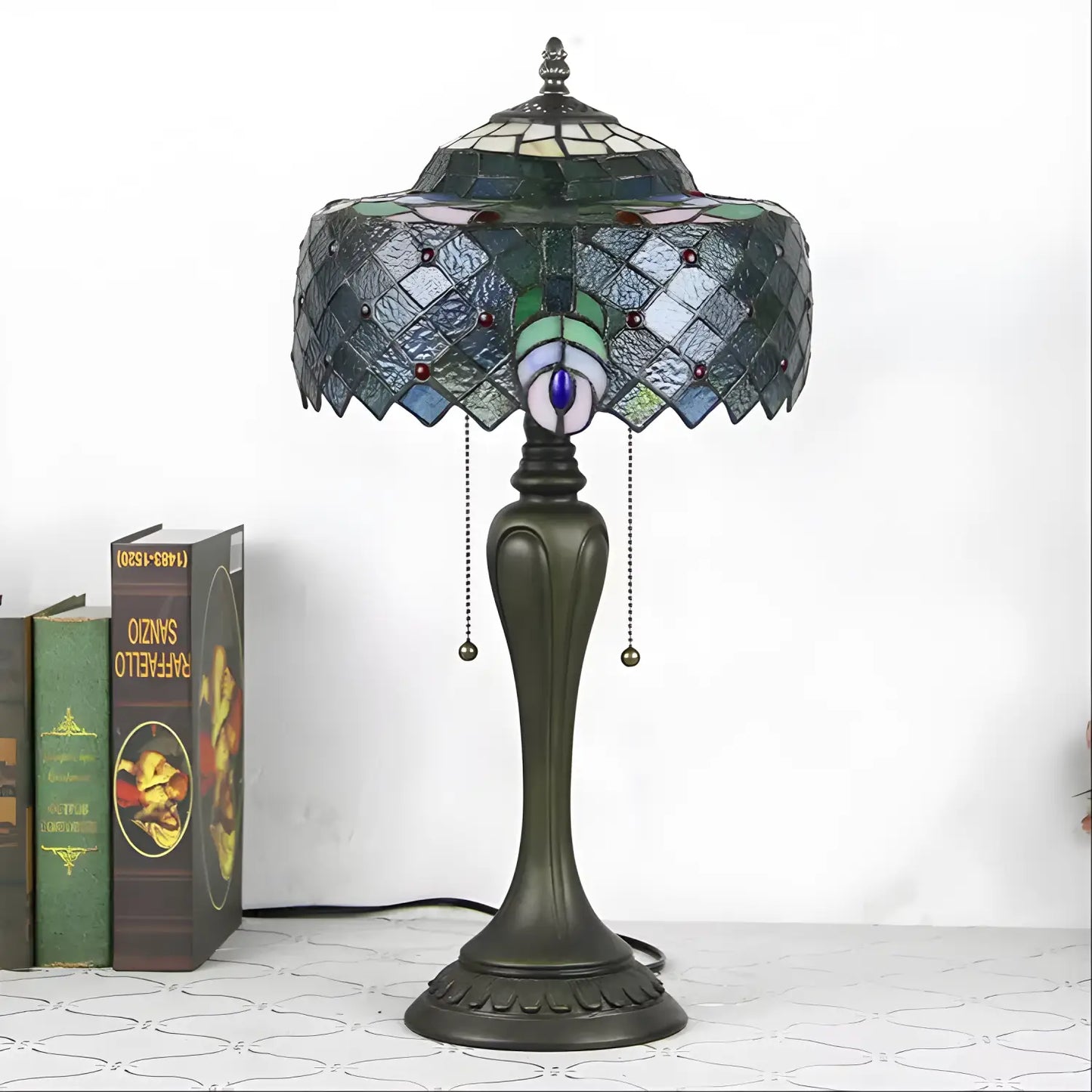 Vintage Tiffany Lampskärmar i Påfågelsglasarbete