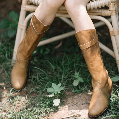 Damenstiefel aus Leder, hoch